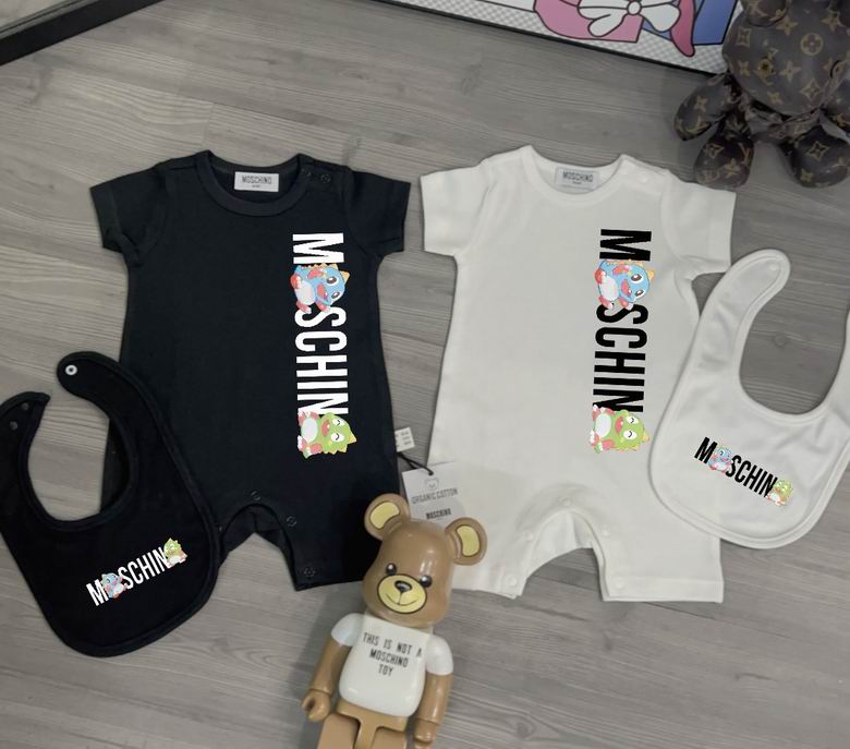 Moschino sz59 66 73 80 85 90 45